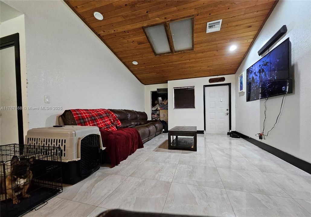 Recently Sold: $825,000 (0 beds, 0 baths, 3349 Square Feet)