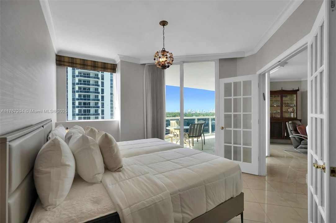 Vendido Recientemente: $1,650,000 (2 camas, 2 baños, 1550 Pies cuadrados)