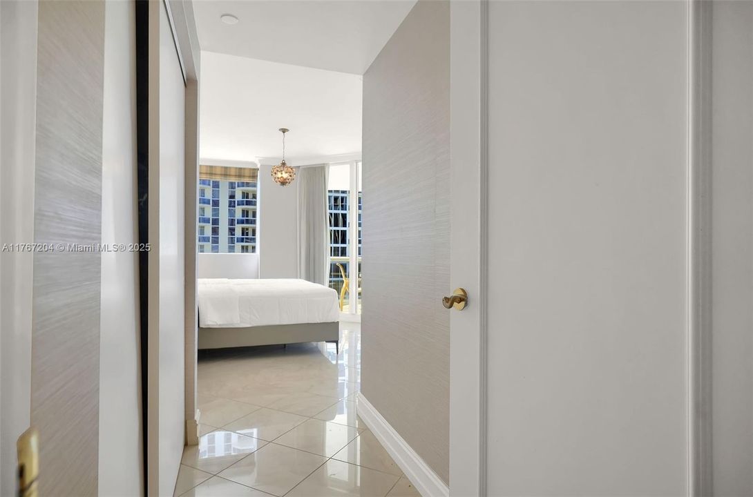 Vendido Recientemente: $1,650,000 (2 camas, 2 baños, 1550 Pies cuadrados)