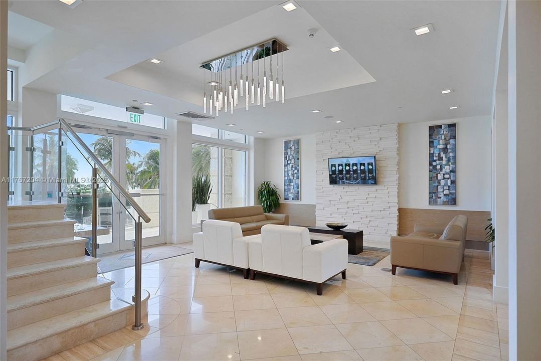 Vendido Recientemente: $1,650,000 (2 camas, 2 baños, 1550 Pies cuadrados)