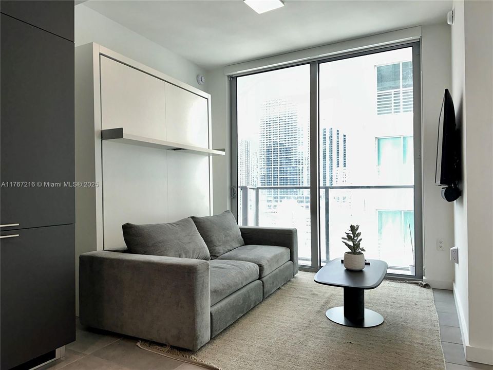 Vendido Recientemente: $379,000 (0 camas, 1 baños, 386 Pies cuadrados)