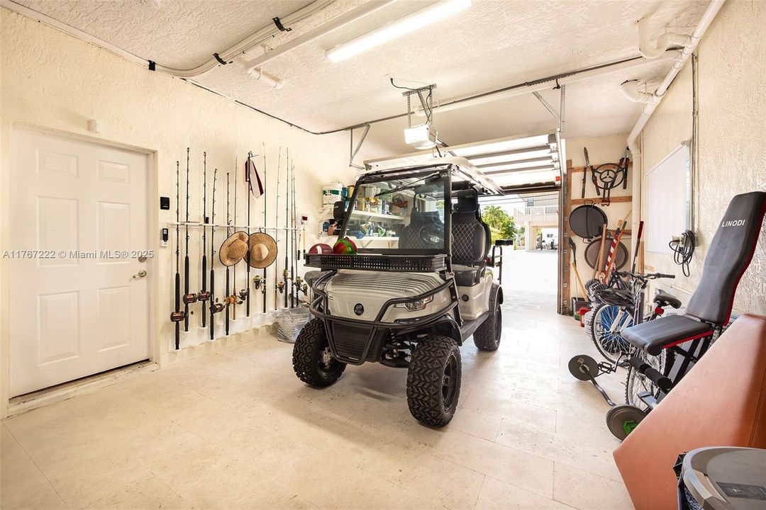 На продажу: $2,599,000 (3 спален, 2 ванн, 2010 Квадратных фут)