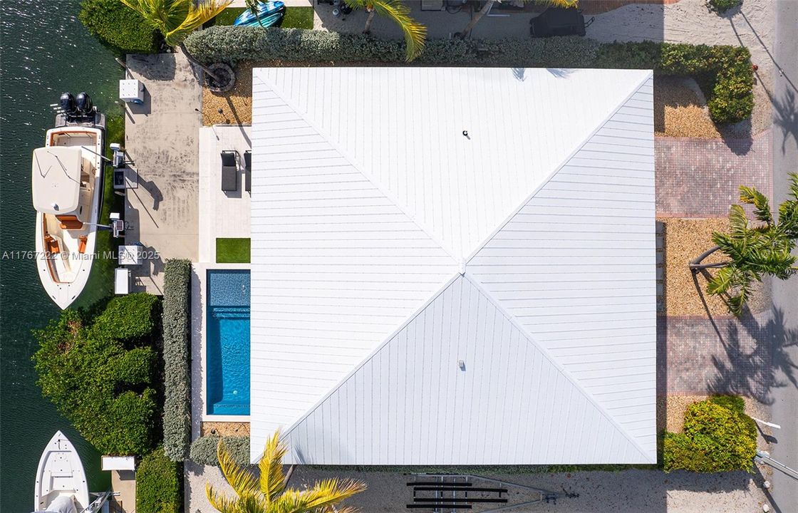 На продажу: $2,599,000 (3 спален, 2 ванн, 2010 Квадратных фут)