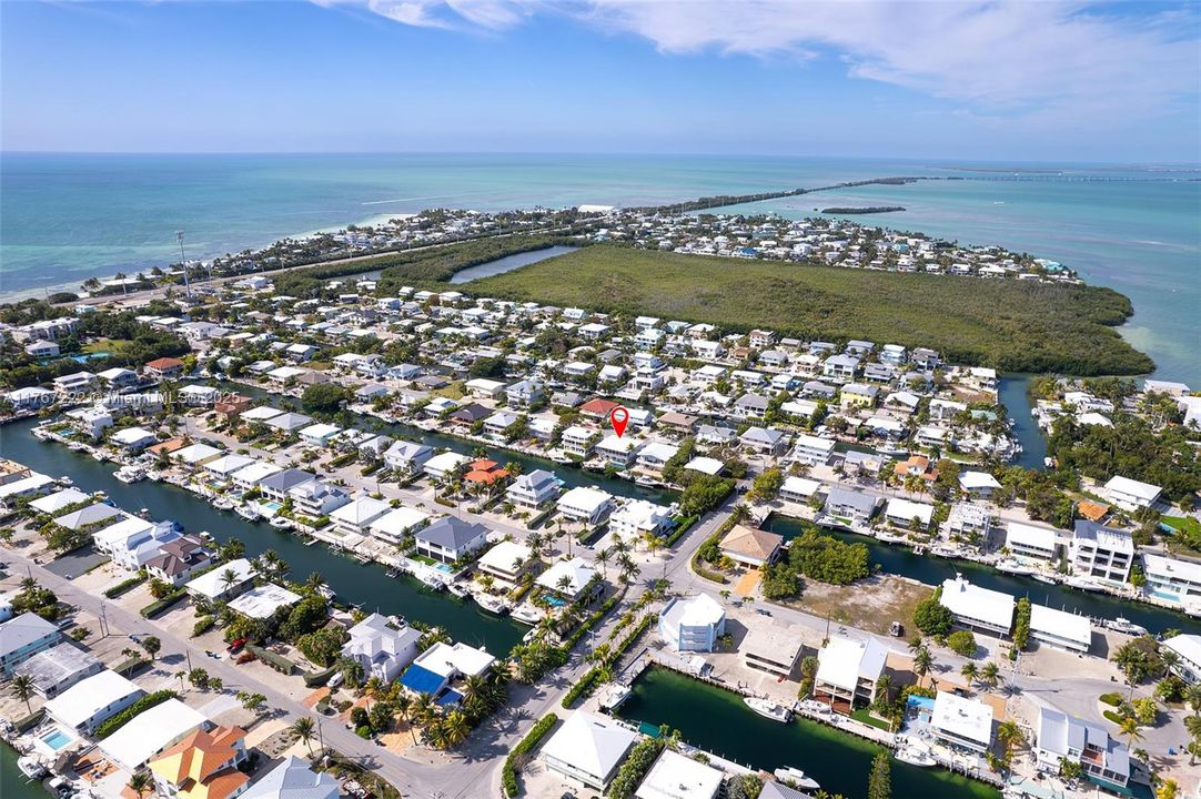 На продажу: $2,599,000 (3 спален, 2 ванн, 2010 Квадратных фут)