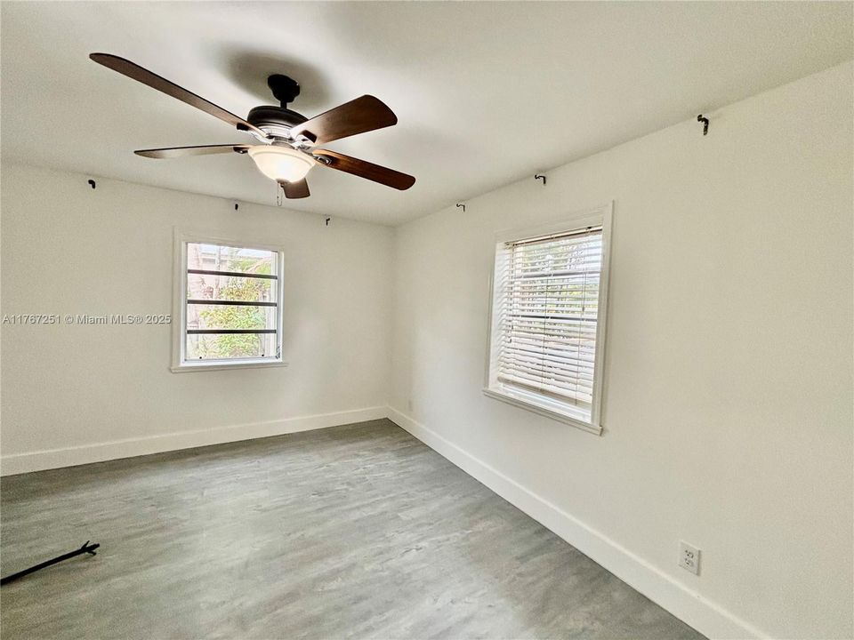 最近租的: $3,399 (3 贝兹, 2 浴室, 1396 平方英尺)