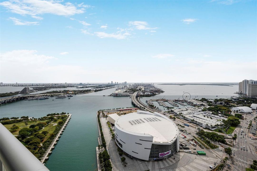 待售: $630,000 (1 贝兹, 1 浴室, 948 平方英尺)