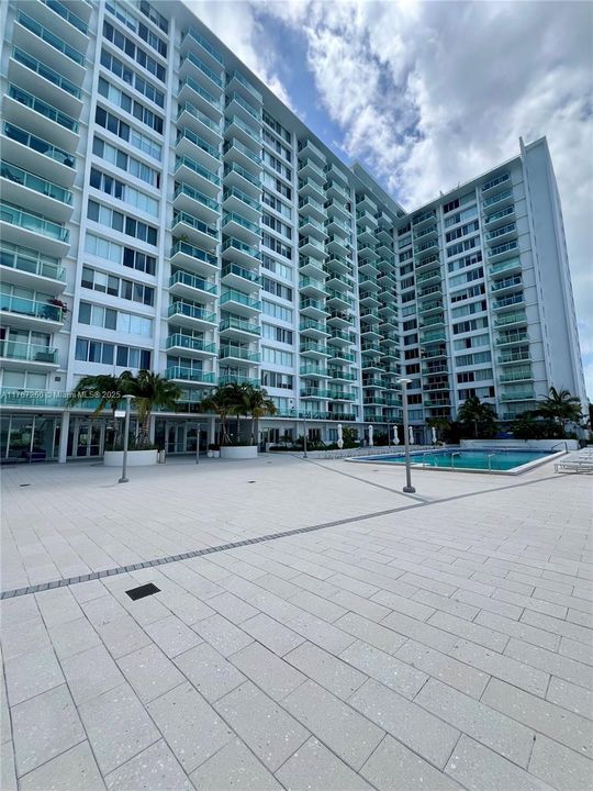 Recientemente alquilado: $2,400 (0 camas, 1 baños, 543 Pies cuadrados)