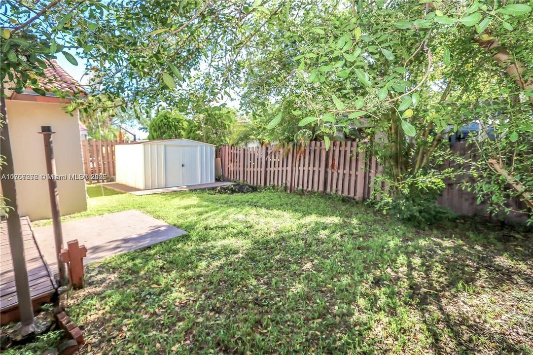 Vendido Recientemente: $469,999 (3 camas, 2 baños, 992 Pies cuadrados)