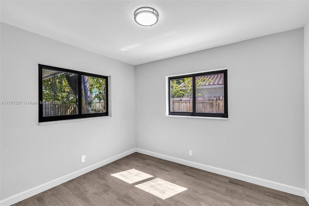 Recently Sold: $699,000 (4 beds, 2 baths, 2279 Square Feet)