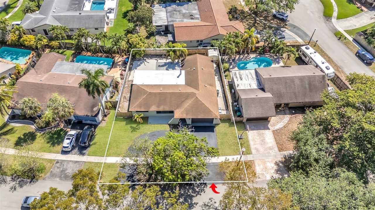 Recently Sold: $699,000 (4 beds, 2 baths, 2279 Square Feet)