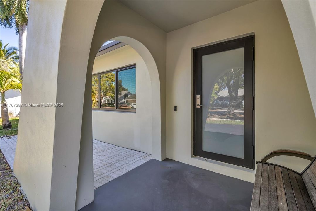 Recently Sold: $699,000 (4 beds, 2 baths, 2279 Square Feet)