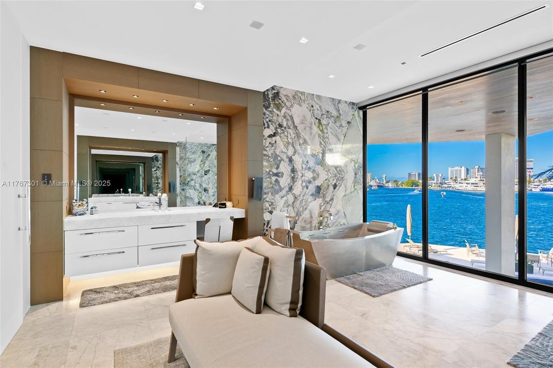 For Sale: $45,000,000 (6 beds, 8 baths, 11714 Square Feet)