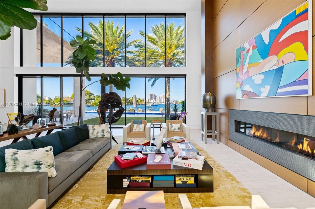 For Sale: $45,000,000 (6 beds, 8 baths, 11714 Square Feet)