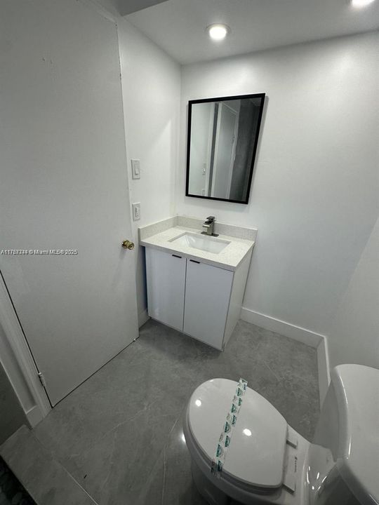 最近租的: $2,000 (2 贝兹, 2 浴室, 960 平方英尺)