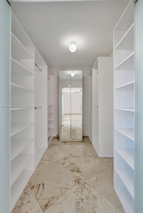 Vendido Recientemente: $500,000 (3 camas, 2 baños, 1569 Pies cuadrados)