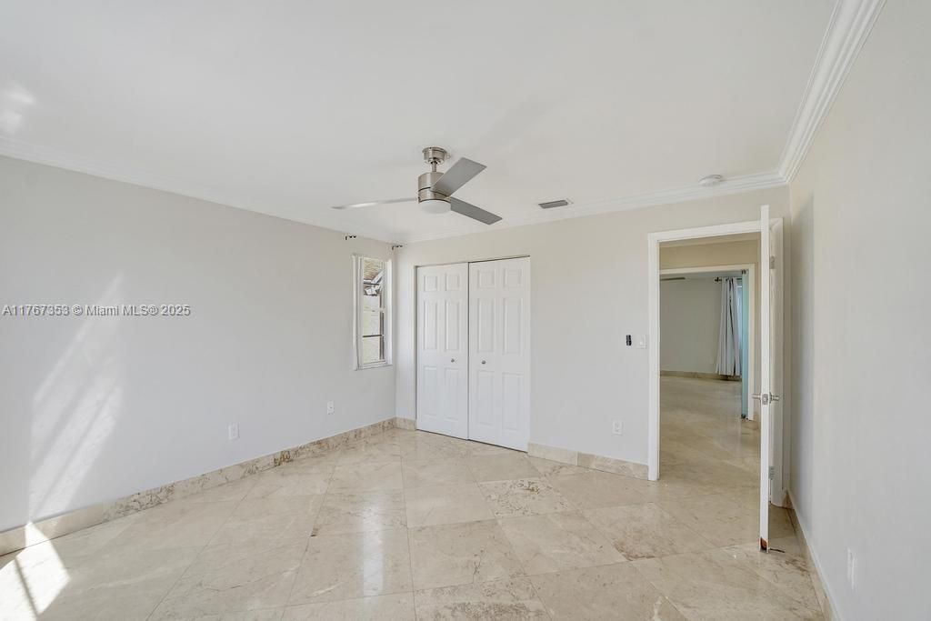 Vendido Recientemente: $500,000 (3 camas, 2 baños, 1569 Pies cuadrados)