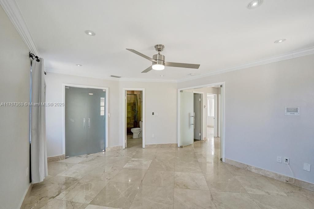 Vendido Recientemente: $500,000 (3 camas, 2 baños, 1569 Pies cuadrados)