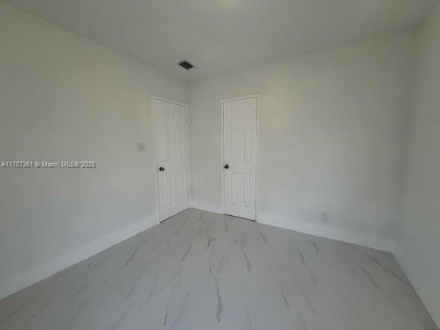 最近租的: $2,700 (3 贝兹, 1 浴室, 1219 平方英尺)