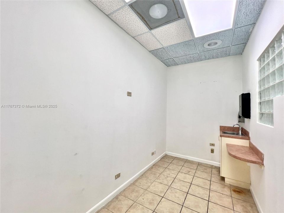 Недавно продано: $3,495,000 (0 спален, 0 ванн, 0 Квадратных фут)