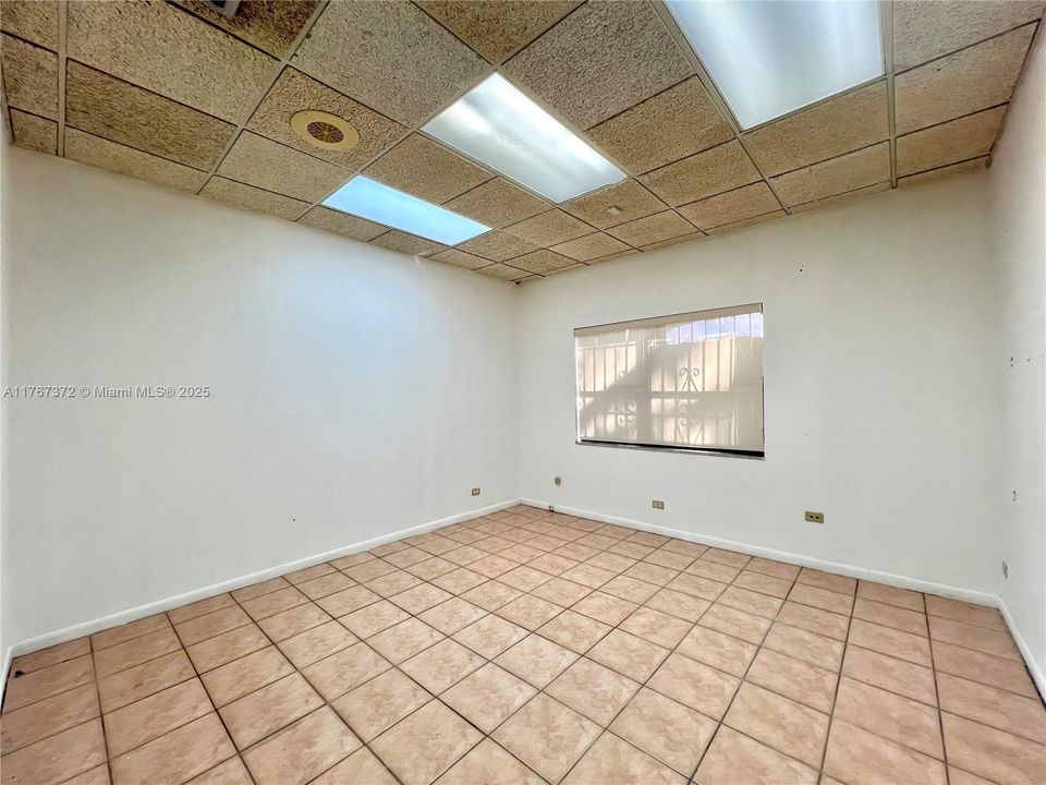 Недавно продано: $3,495,000 (0 спален, 0 ванн, 0 Квадратных фут)