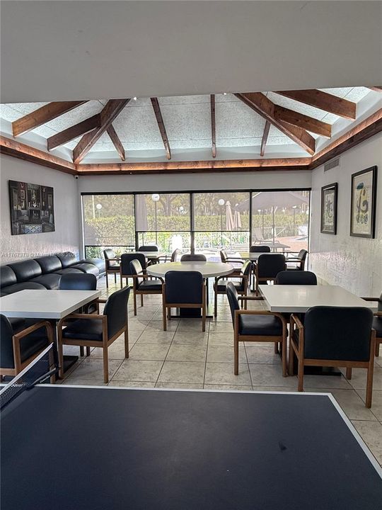 En Venta: $794,900 (2 camas, 2 baños, 1542 Pies cuadrados)