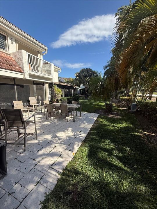 En Venta: $794,900 (2 camas, 2 baños, 1542 Pies cuadrados)