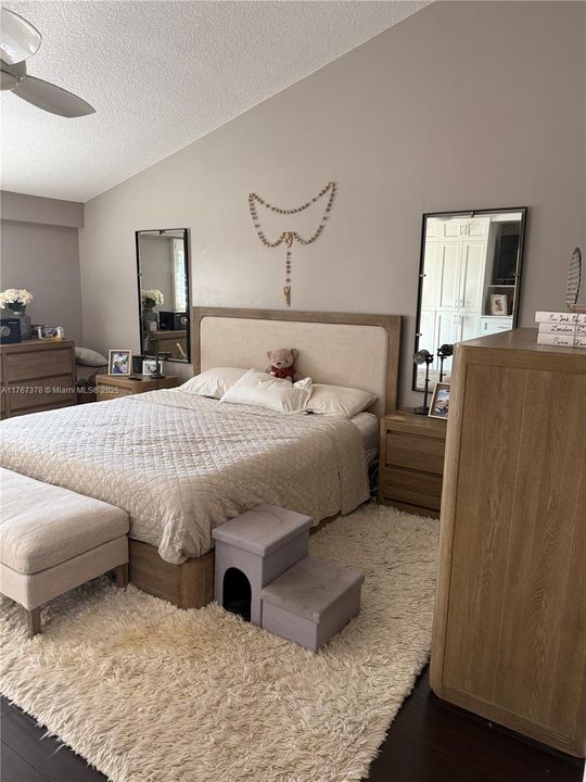 En Venta: $794,900 (2 camas, 2 baños, 1542 Pies cuadrados)