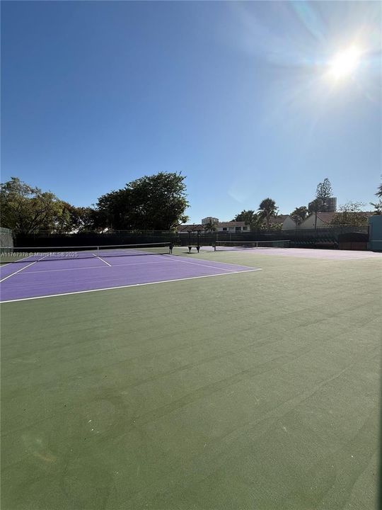 En Venta: $794,900 (2 camas, 2 baños, 1542 Pies cuadrados)