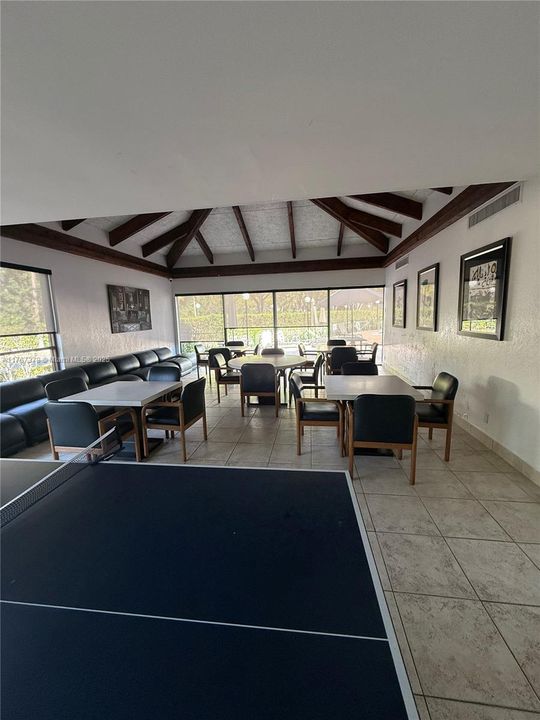 En Venta: $794,900 (2 camas, 2 baños, 1542 Pies cuadrados)