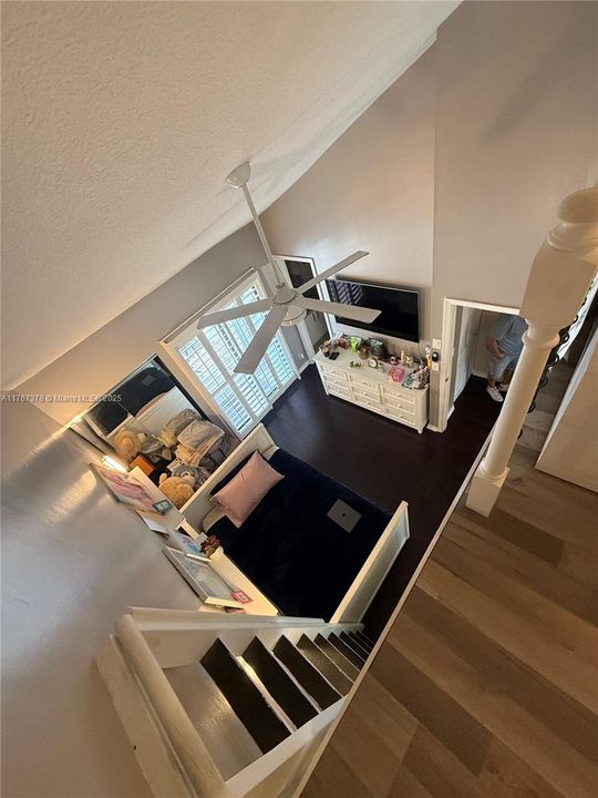 En Venta: $794,900 (2 camas, 2 baños, 1542 Pies cuadrados)