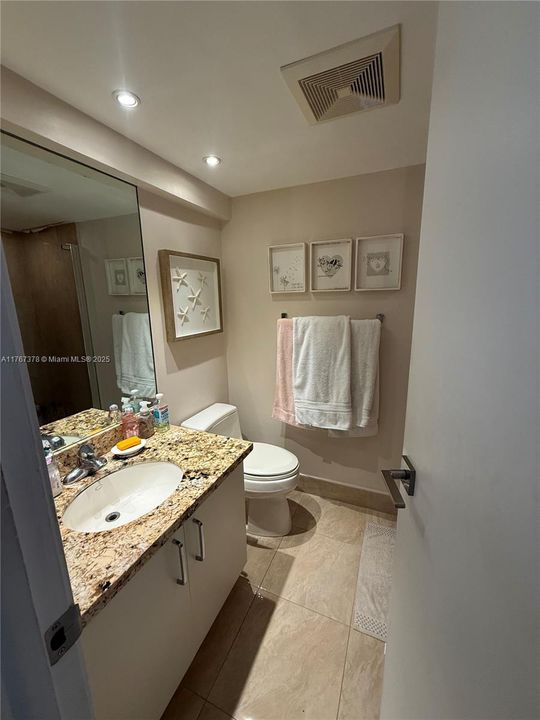 En Venta: $794,900 (2 camas, 2 baños, 1542 Pies cuadrados)