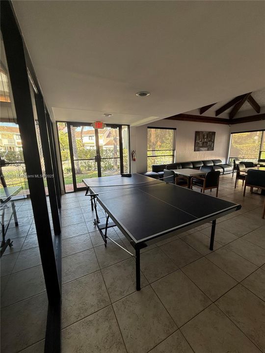 En Venta: $794,900 (2 camas, 2 baños, 1542 Pies cuadrados)