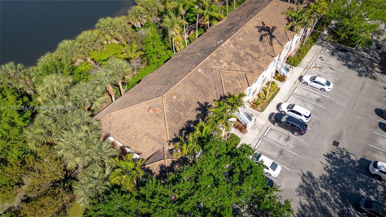 Recently Sold: $350,000 (3 beds, 2 baths, 1024 Square Feet)