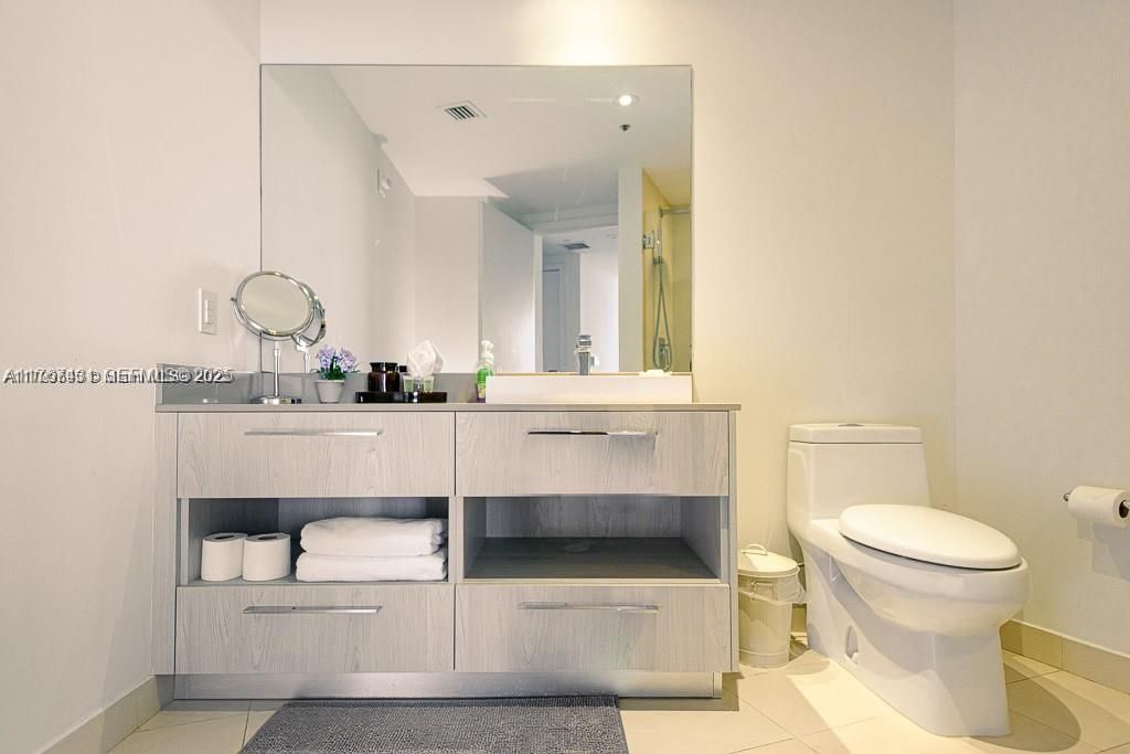 En Renta: $9,600 (2 camas, 2 baños, 1136 Pies cuadrados)