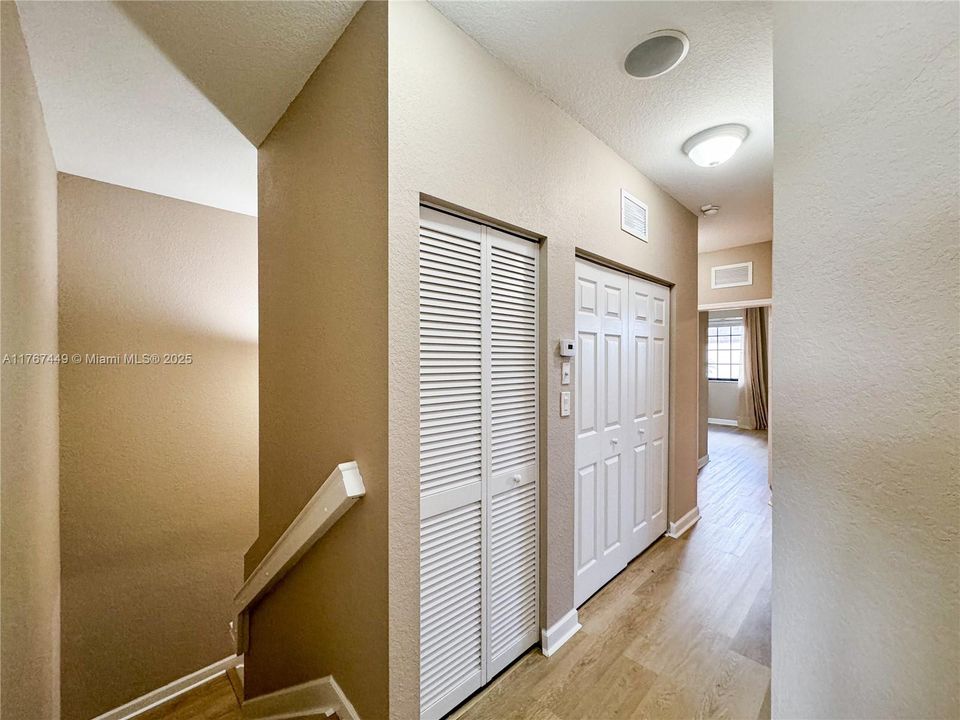 Recently Rented: $2,650 (3 beds, 2 baths, 1628 Square Feet)