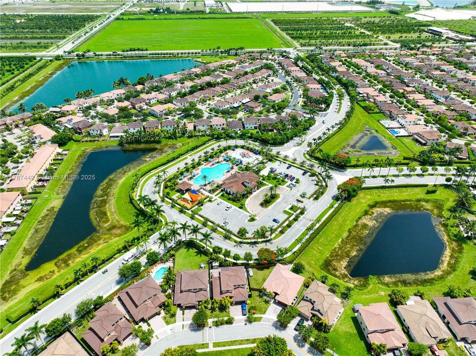 Recently Rented: $2,650 (3 beds, 2 baths, 1628 Square Feet)