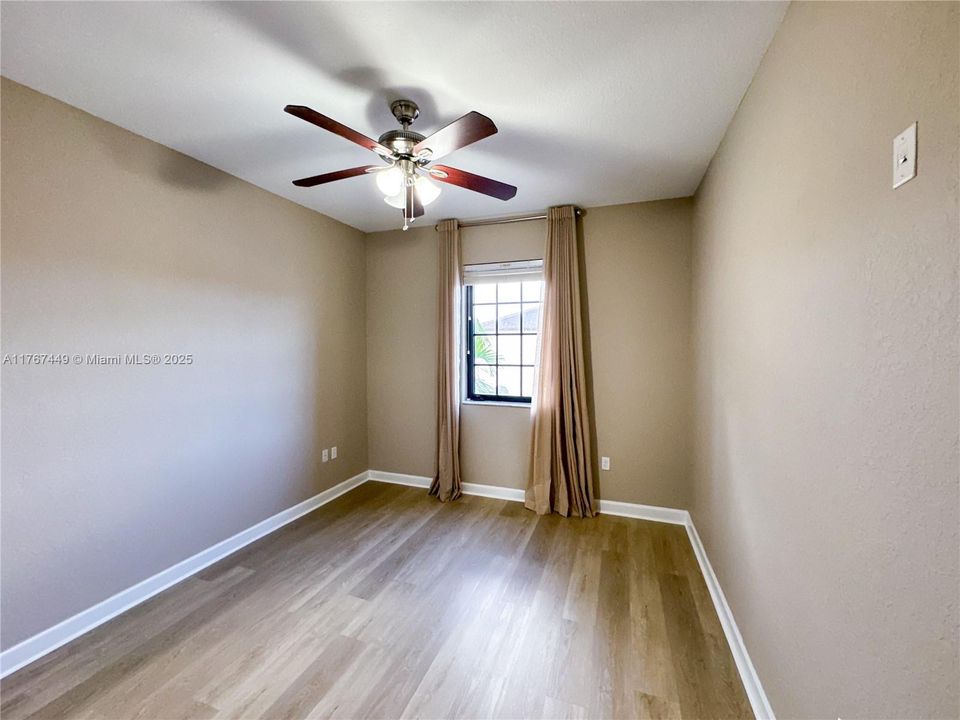 Recently Rented: $2,650 (3 beds, 2 baths, 1628 Square Feet)