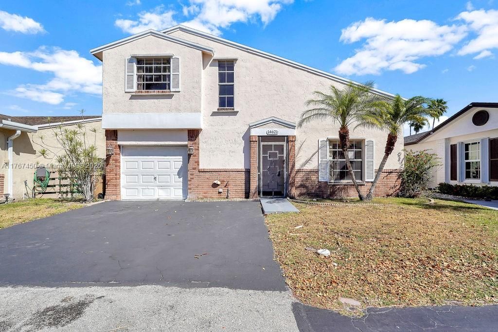 Недавно продано: $432,000 (3 спален, 2 ванн, 1217 Квадратных фут)