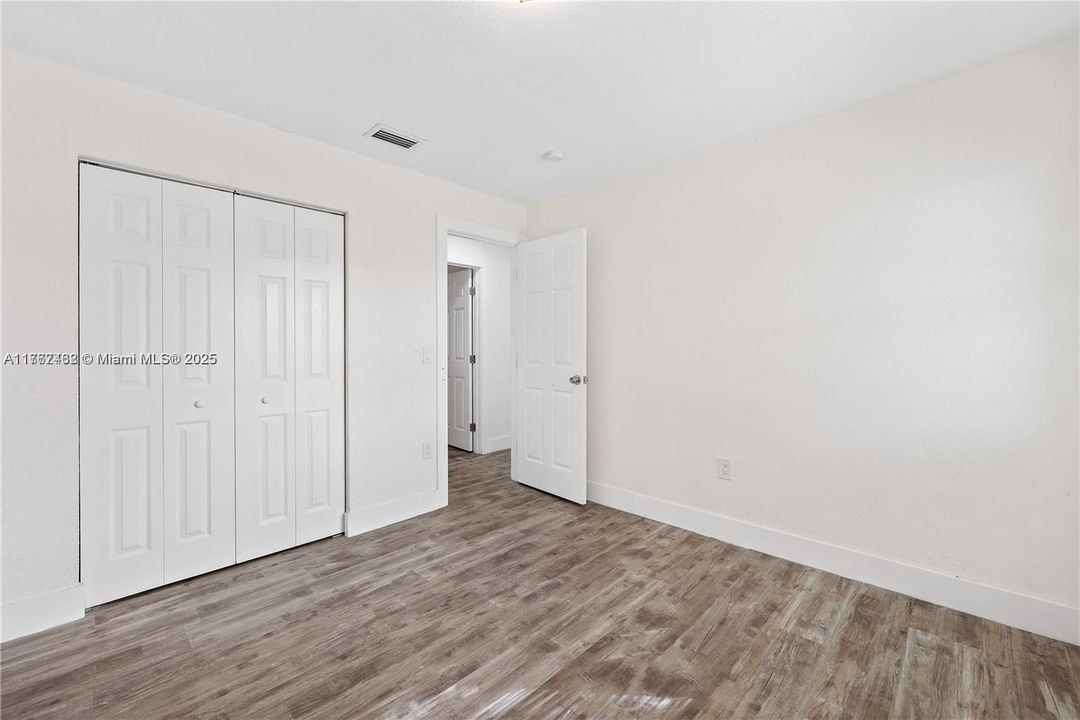 Recientemente alquilado: $2,750 (3 camas, 2 baños, 999 Pies cuadrados)