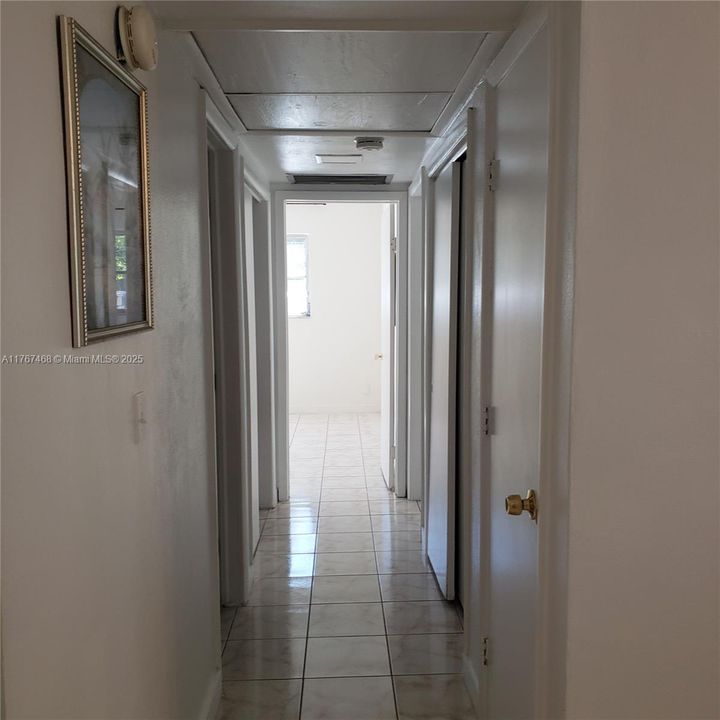 最近租的: $2,150 (2 贝兹, 2 浴室, 1040 平方英尺)