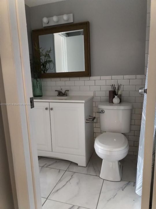 На продажу: $156,000 (1 спален, 1 ванн, 658 Квадратных фут)