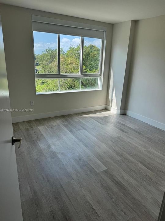 For Sale: $464,000 (2 beds, 2 baths, 1392 Square Feet)