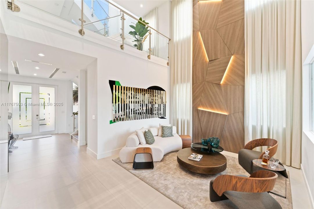 В аренду: $25,000 (5 спален, 5 ванн, 3737 Квадратных фут)