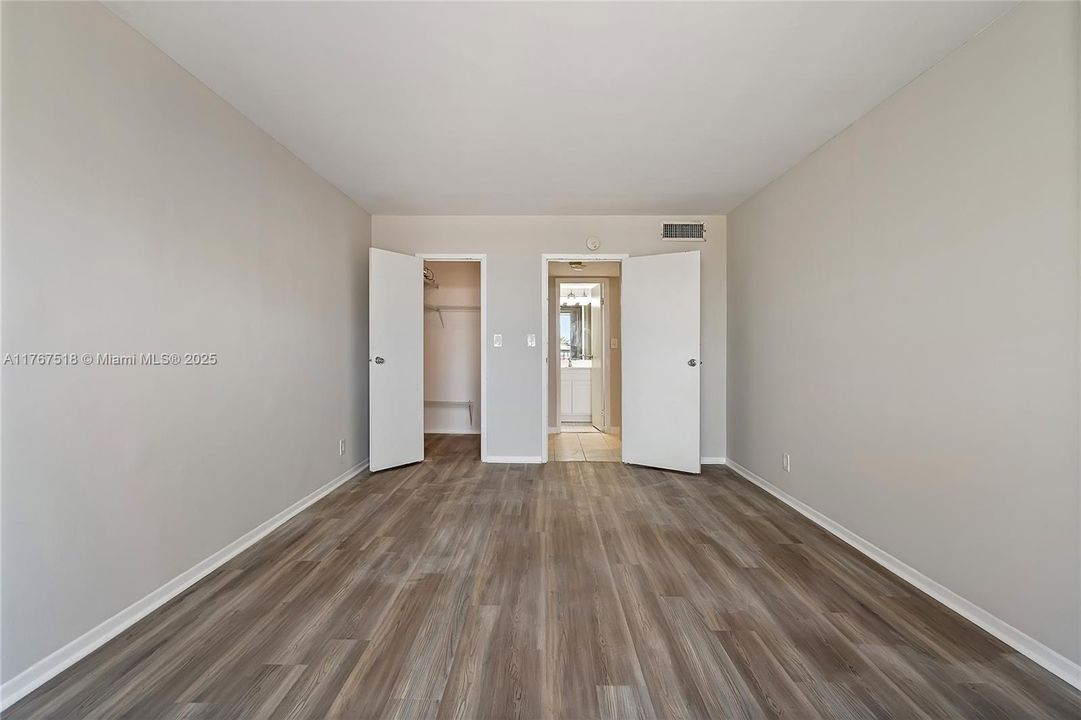 最近租的: $2,000 (1 贝兹, 1 浴室, 820 平方英尺)