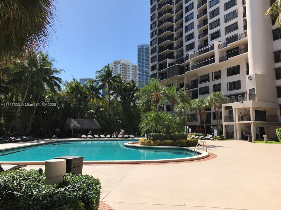 Recently Sold: $310,000 (0 beds, 1 baths, 400 Square Feet)