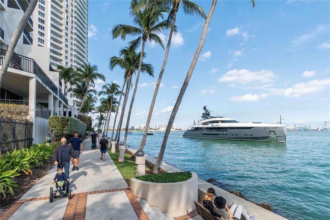 Recently Sold: $310,000 (0 beds, 1 baths, 400 Square Feet)