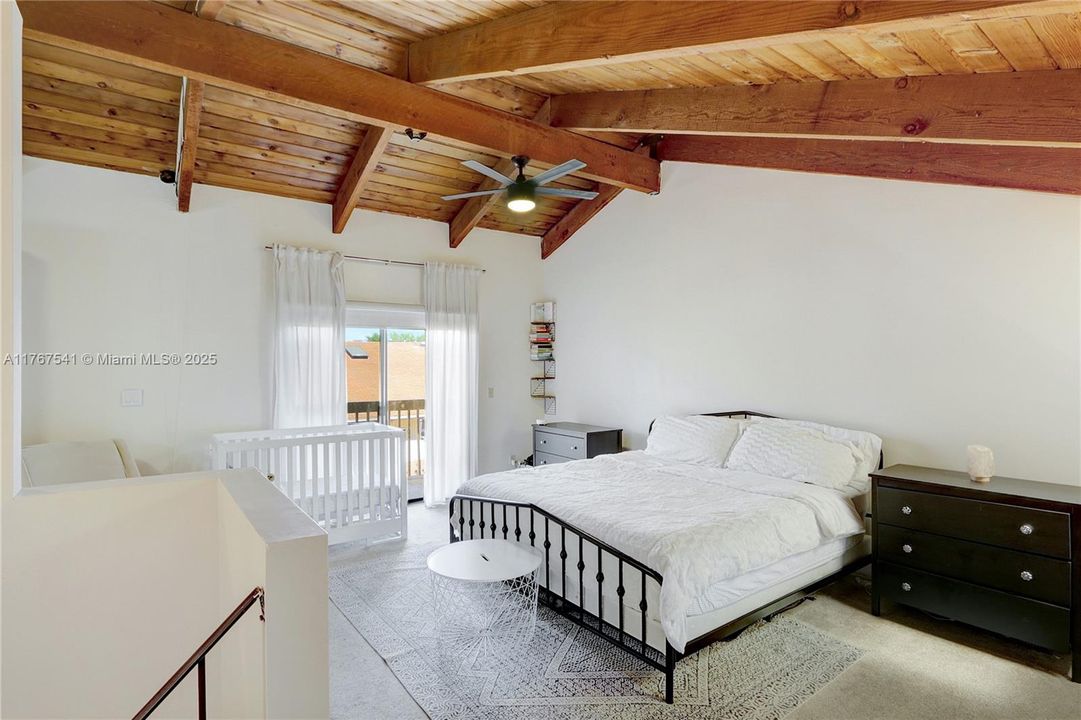 Recently Sold: $360,000 (2 beds, 2 baths, 1230 Square Feet)