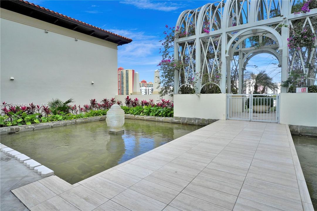 En Venta: $859,000 (3 camas, 2 baños, 1458 Pies cuadrados)