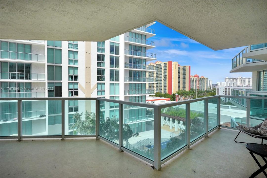 En Venta: $859,000 (3 camas, 2 baños, 1458 Pies cuadrados)