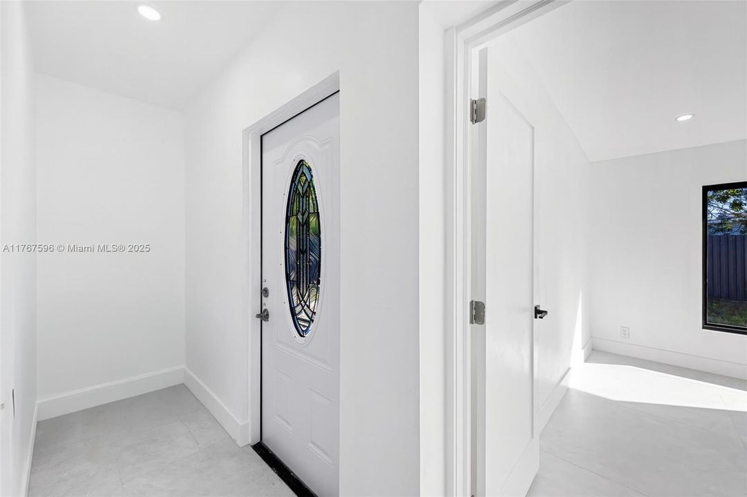 最近售出: $415,000 (3 贝兹, 2 浴室, 1056 平方英尺)